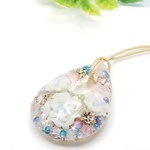 大人のグラデーション☆薔薇のオルゴナイトネックレス