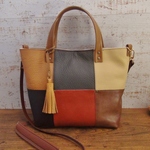 ★革 ２way ショルダー★　ハンドメイド　裏地付　お散歩　タッセル付　ミックスブラウン　① 