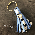  ライトブルー×ボーダー フワフワタッセル ニコちゃんキーホルダー