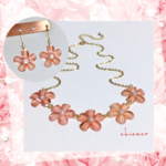 🌸flowerネックレス＆ピアス／イヤリングＳＥＴpale red