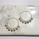 2段パールのフープピアス