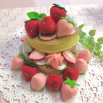 【再販】たっぷりいちご15個付き！いちごパンケーキ♡フェルトおままごと