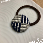 刺繍くるみボタンヘアゴム