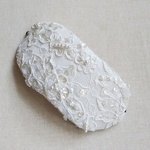 ボンネ　ホワイト　レース ビーズとパールの刺繍