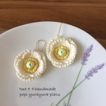 ★再販★ポピーのピアス　ミルク
