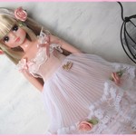22cmドールサイズ　リカちゃんサイズ ピンクとローズのロマンティックドレス