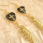 ♡ハートクロスと羽のリボンピアス♡（Black）