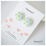 夏☆お花の刺繍イヤリングorピアス《ライトグリーン×ライトブルー》