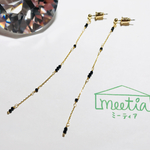 ブラックスピネルのロングピアス