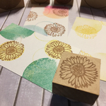 消しゴムはんこ 小さな ひまわり 