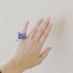 左手の青い蝶🦋モルフォ蝶のピンキーリング