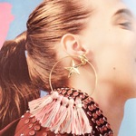 星のタッセルイヤリング・ピアス