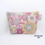 ⭐再販⭐リバティの便利なコーティングポーチ♪