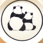 絵付けパンダ小皿(後ろ姿)