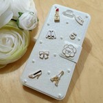 特別価格にて販売中☆F11）iPhone★かわいいチャーム手帳型ケース