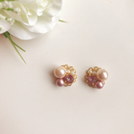 アメジストが輝くスワロフスキービジューピアス/イヤリング