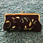 再販_《受注製作》ミモザの咲く夜(がま口、刺繍)
