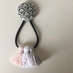 No.5 みつばのおめかしタッセルへアゴム