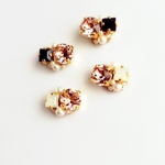 .＊.・.スワロフスキー.・..＊ヴィンテージローズ.・..＊ピアス.イヤリング.ノンホール*.・..＊