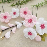 ▼SALE▼桜のミニかんざしセット*白と薄桜 #つまみ細工 卒業式・袴・着物・浴衣にどうぞ