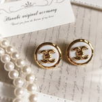 大ぶりWHITE×GOLDデザイン♥アンティークピアス/イヤリング