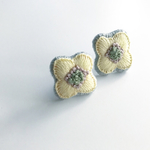 08 もふもふ ピアス  yellow