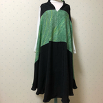 着物リメイク 💚緑の絞りと黒のシンプルチュニック 正絹