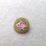 【再販】フェルトと刺繍のバラとビーズのブローチC