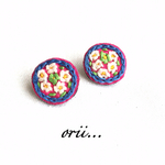 サークル小花柄刺繍ピアス