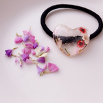 ドライフラワーとハートのヘアゴム