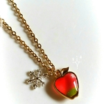 ✧白雪姫の赤く熟れた林檎のネックレス✧～snow white～