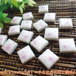 キラキラ桜レジンタイル　４個セット　白