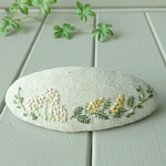  花刺繍の春バレッタ ミモザとレースフラワー