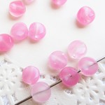 ヴィンテージ　 桜色のツイストビーズ 　14個　