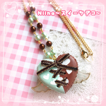 (改良版！)ハート♡ラッピングマカロンのネックレス(ミント&チョコレート)