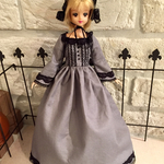 シックなドレスセット バックリボン付き