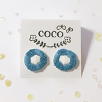 まる刺繍 チタンピアス/イヤリング  青