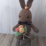お花大好きうさぎ