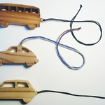 木で出来た車のルームミラー　アクセサリ