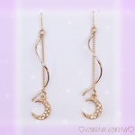 月×月　揺れる螺旋　ピアス　◇イヤリング可能