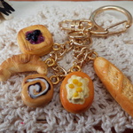 パンのバッグチャーム♡