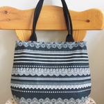 SALE＊送料無料＊クラシカルレース模様のトート