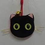 ちりめん根付け　ねこ  (黒猫) 