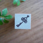 【SALE】響工房オリジナルミニスタンプ*1.5×1.6cm角*アンティークＫＥＹ鍵