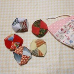 m様ご予約品 正絹 おばあちゃんが作るお手玉 お片付袋付き 32