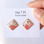 和【珊瑚色×白 】桜 スクエア ピアス/イヤリング