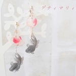 ＊和風＊金魚が揺れるイヤリング