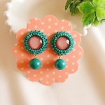 ビーズ刺繍ピアスorイヤリング ピンク×ブルーグリーン