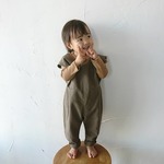 くしゅっとハーフリネンのサロペット（カーキ）
