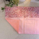 M ♡【名入れ刺繍付き】6年間使えるランチマット/いちごみるく25×35ジェニーズリボン